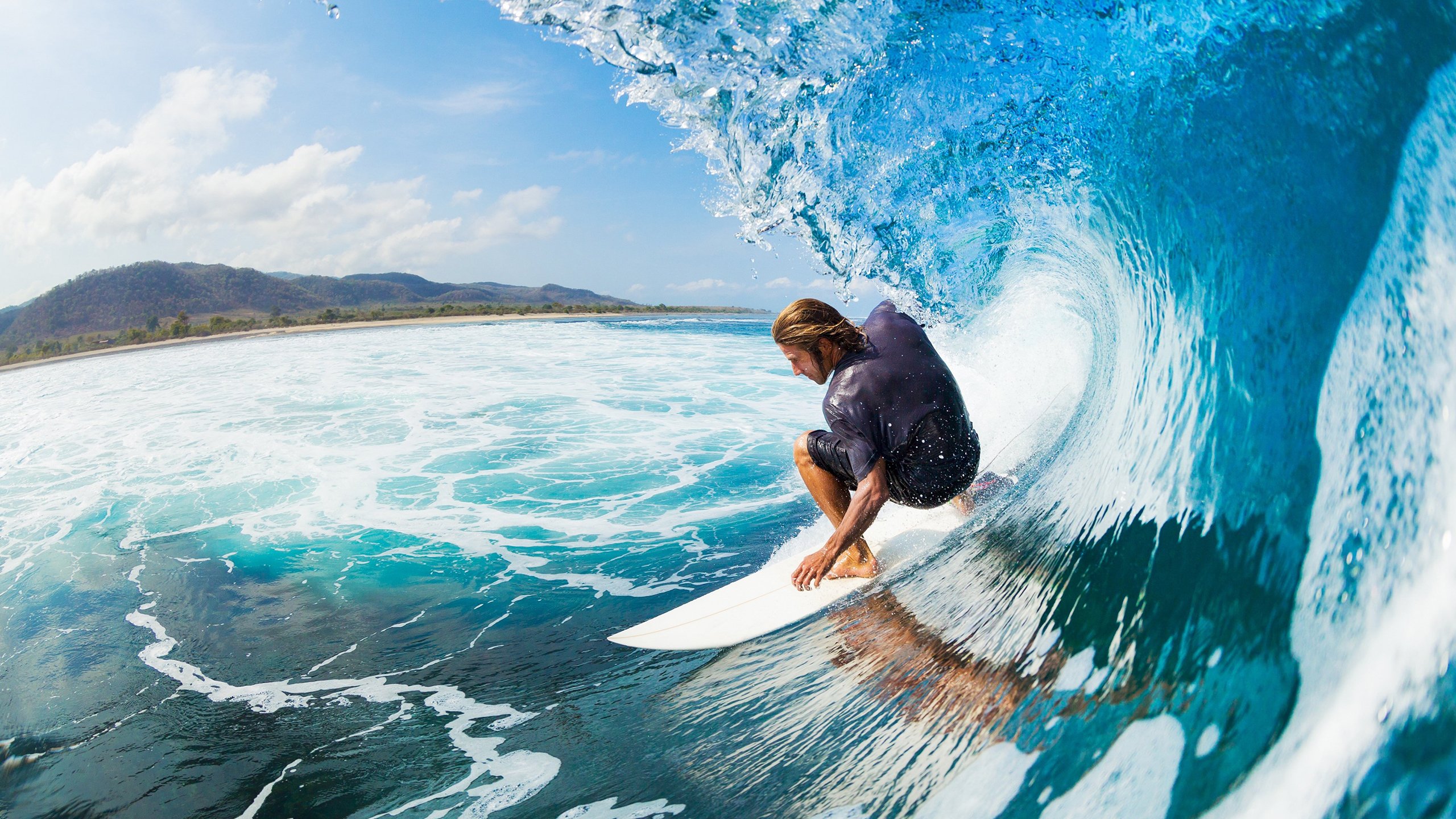 中国九游体育-“逆境生存：车手在极端气候下的英雄演绎”
