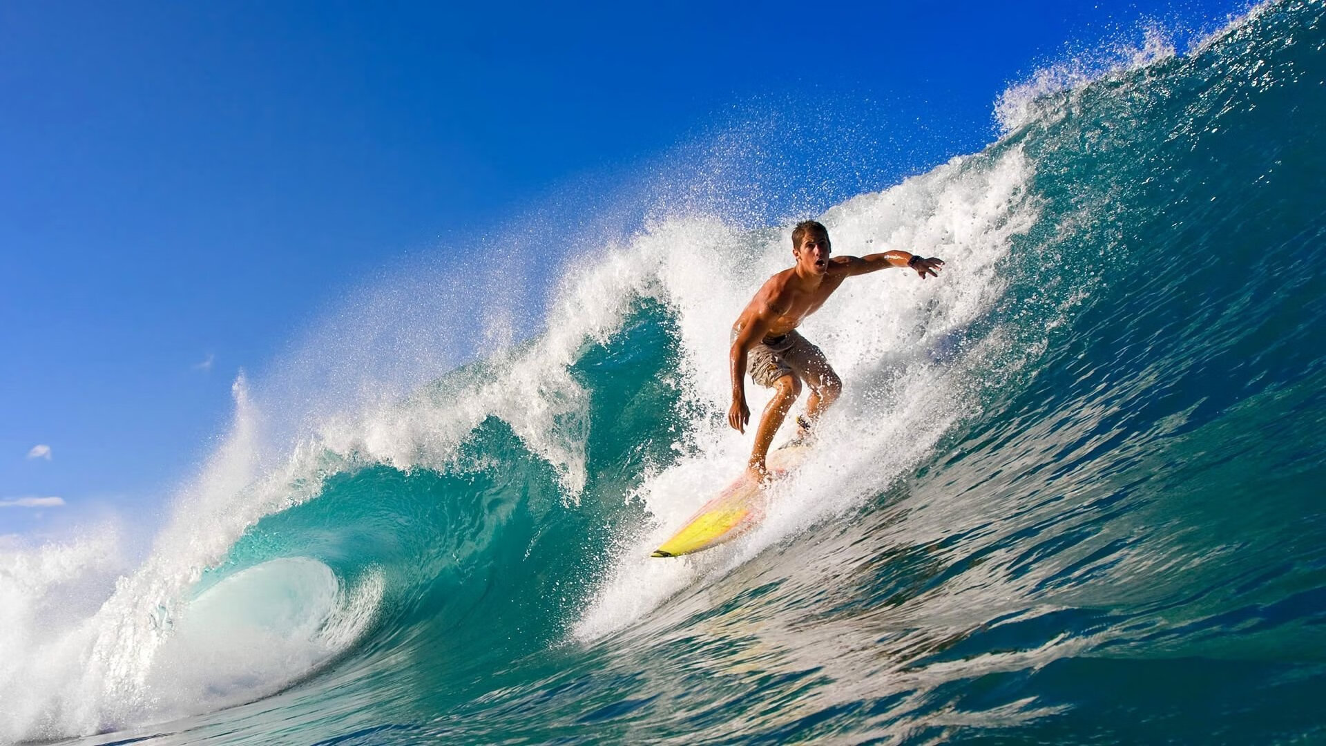 “逆境突围！强队在关键比赛中扭转乾坤”，逆境突围的意思